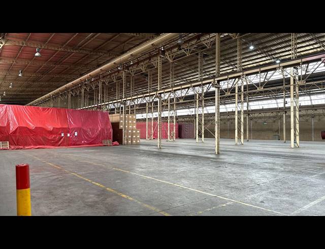7,177M² WAREHOUSE TO LET IN ALRODE